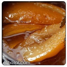 مراوح الكمثرى مع شراب البرتقال