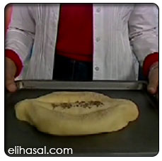 خبز بالجبن