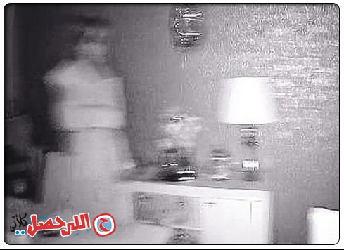 كاميرات المراقبة ترصد شبح عروسة تتجول بالمنزل